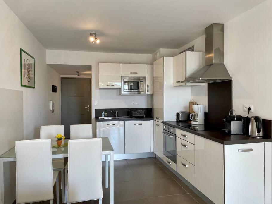 17 - Appartement Neuf, Parking Terrasse Et Jolie Vue Bandol Zewnętrze zdjęcie