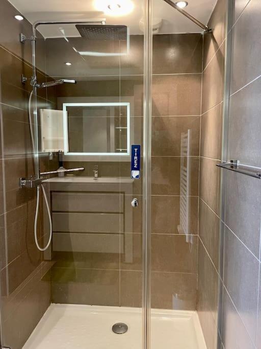 17 - Appartement Neuf, Parking Terrasse Et Jolie Vue Bandol Zewnętrze zdjęcie