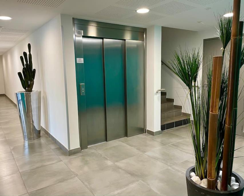 17 - Appartement Neuf, Parking Terrasse Et Jolie Vue Bandol Zewnętrze zdjęcie